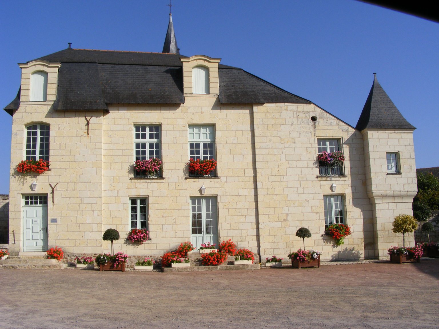 Mairie de Distré